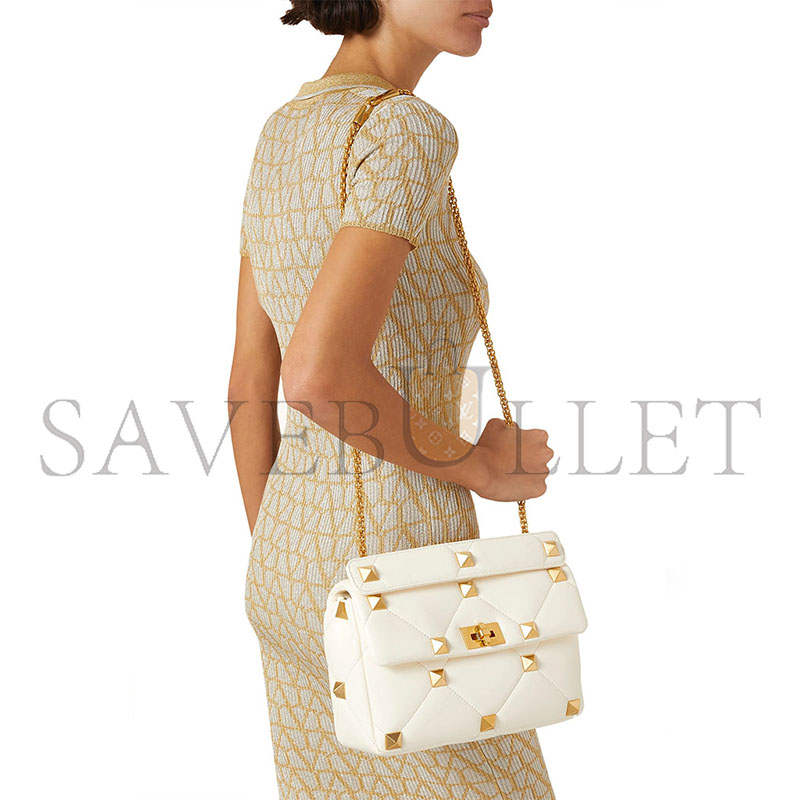 Va1e*ntin0 GARAVANI LARGE ROMAN STUD MEDIUM SHOULDER BAG IN QUILTED NAPPA (30*20*12cm)